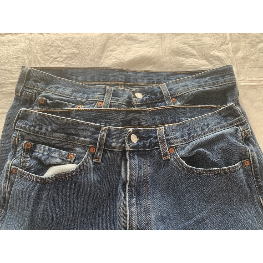 Lot of 2 Levis 505 Jeans Mens Blue Regular Fit Straight Leg 36 x 32
